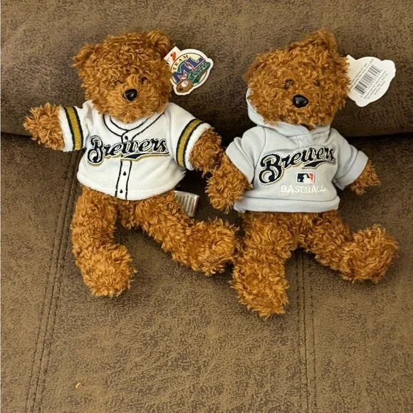 Massive 32 -Piece Sports Plush Lot MLB + NFL + NCAA Team Bears New W/ Tags New - Picture 15 of 16